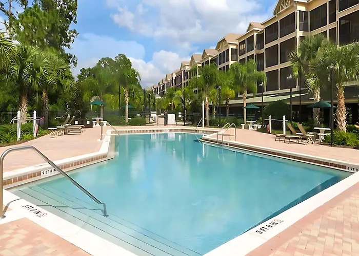 Spacious 2Br Condo W Pool & Hot Tub Near Disney