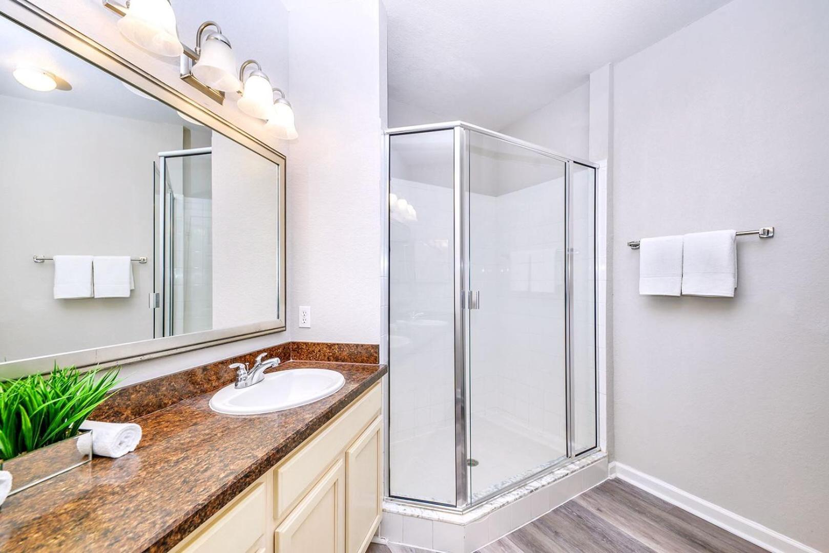 Hébergement de vacances Spacious 2br W Pool & Hot Tub Near Orlando