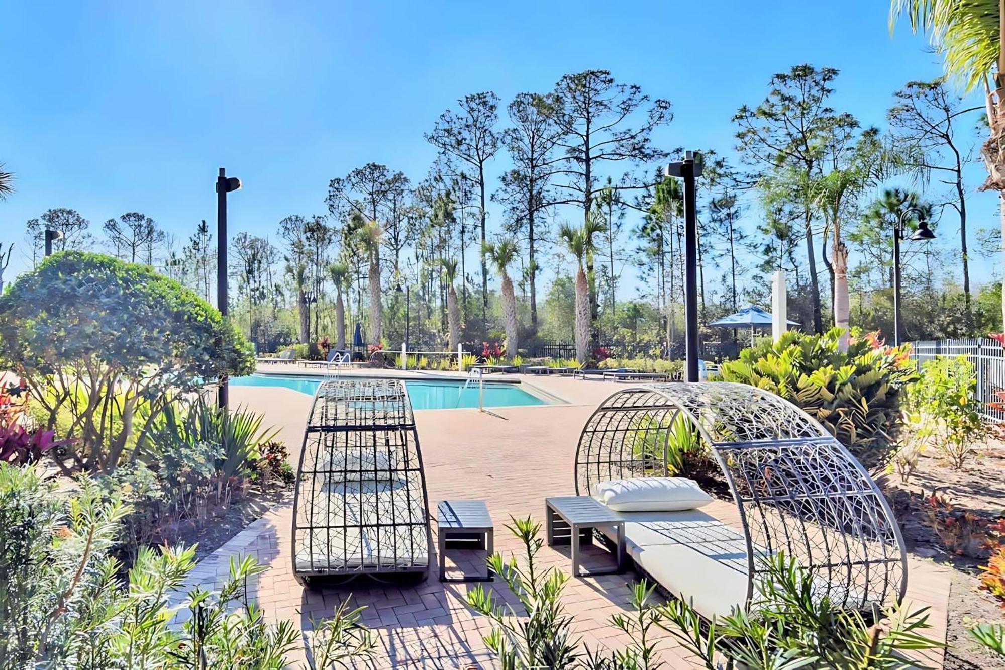 Hébergement de vacances Spacious 2br W Pool & Hot Tub Near *